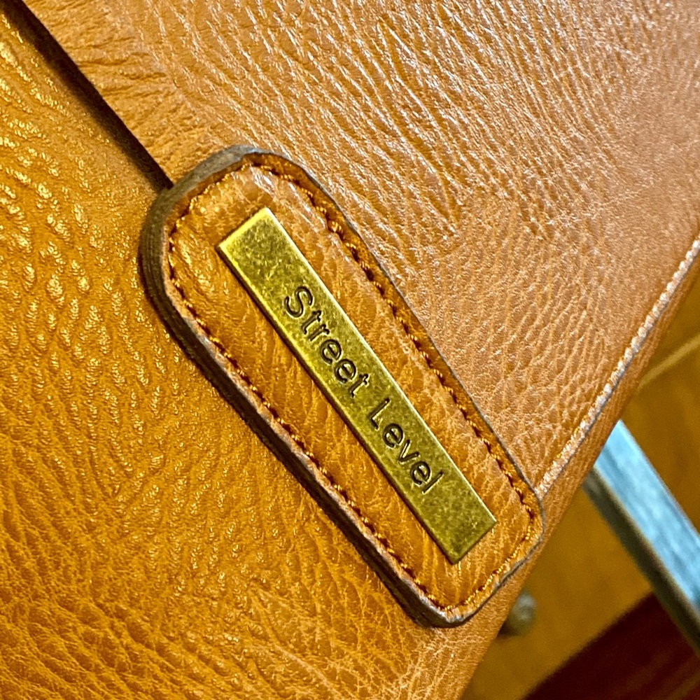 🌸 STREET LEVEL BROWN TOTE